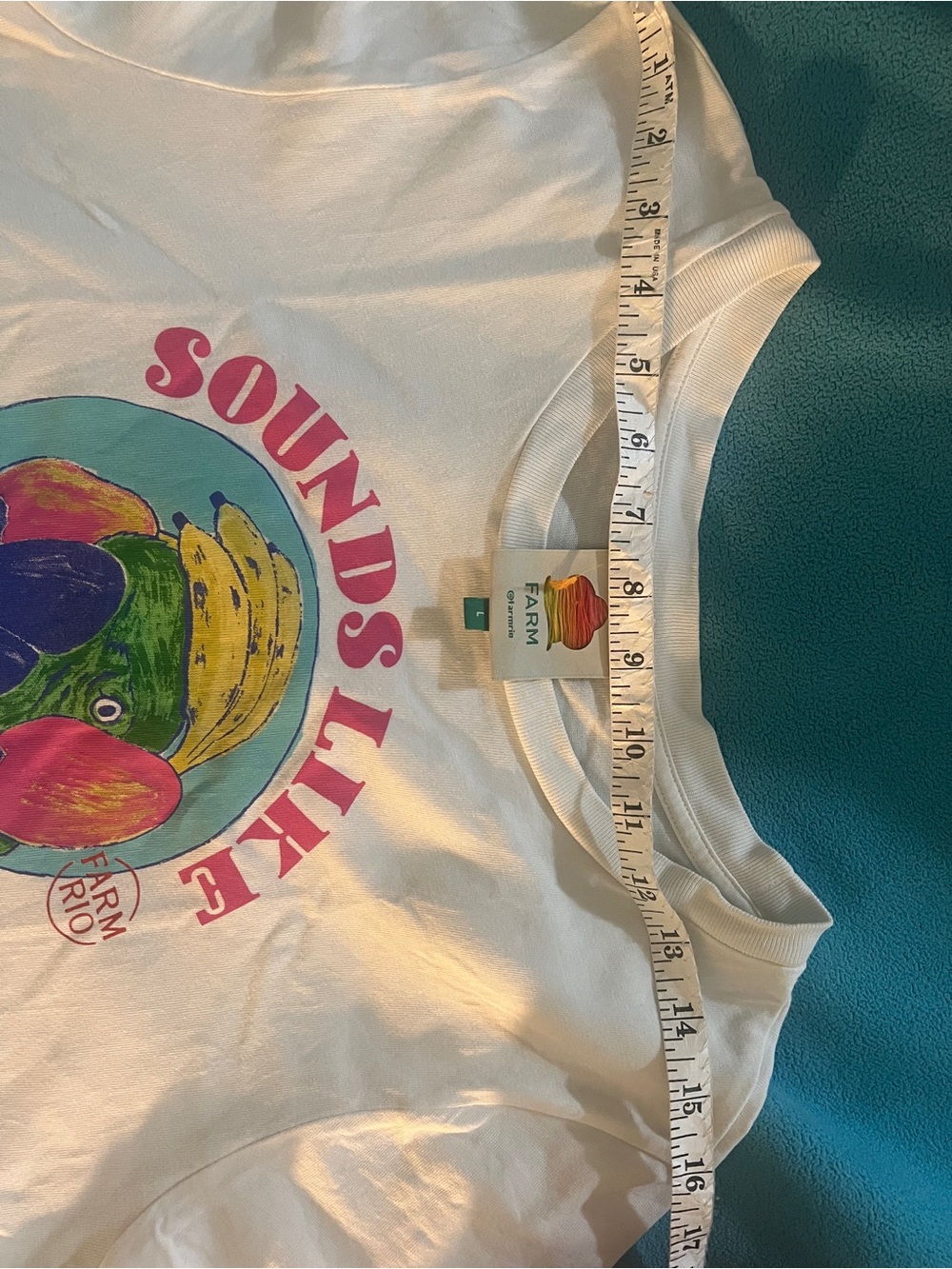 FARM Rio White Tee with Multicolor Parrot Graphic - Picture 4 of 5